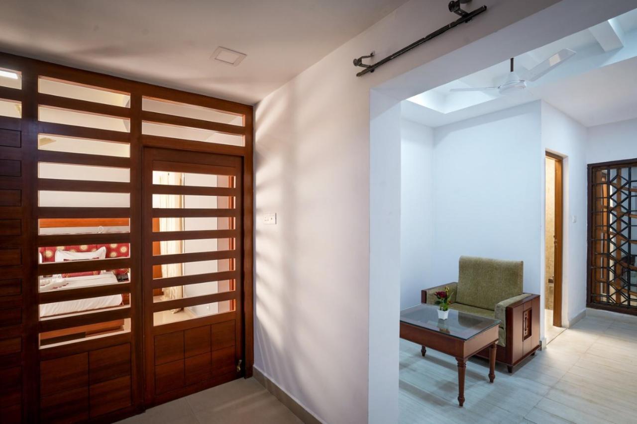 Empire Residency Hotel Tiruvalla Ngoại thất bức ảnh
