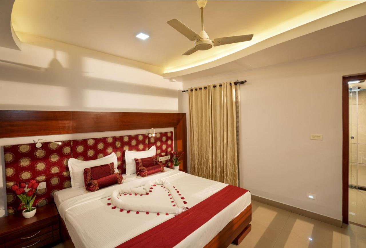 Empire Residency Hotel Tiruvalla Ngoại thất bức ảnh